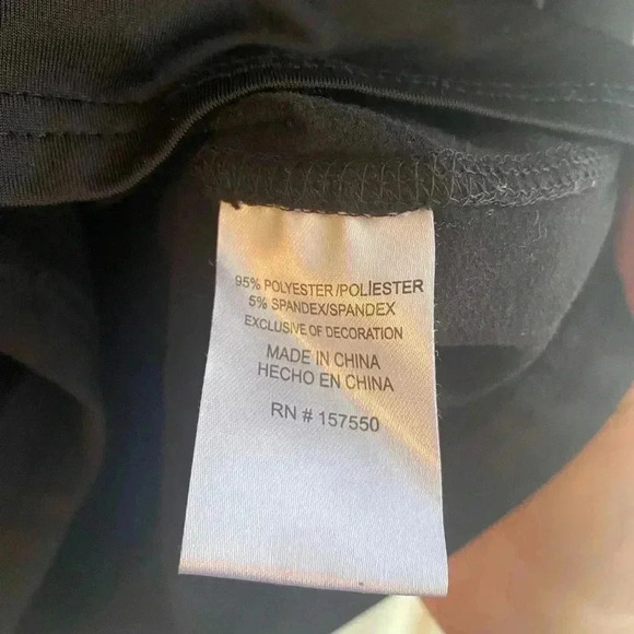 Tahari 1/4 Zip Pullover Black Size Small Activewear Techwear Sport Long Sleeve - Picture 8 of 10